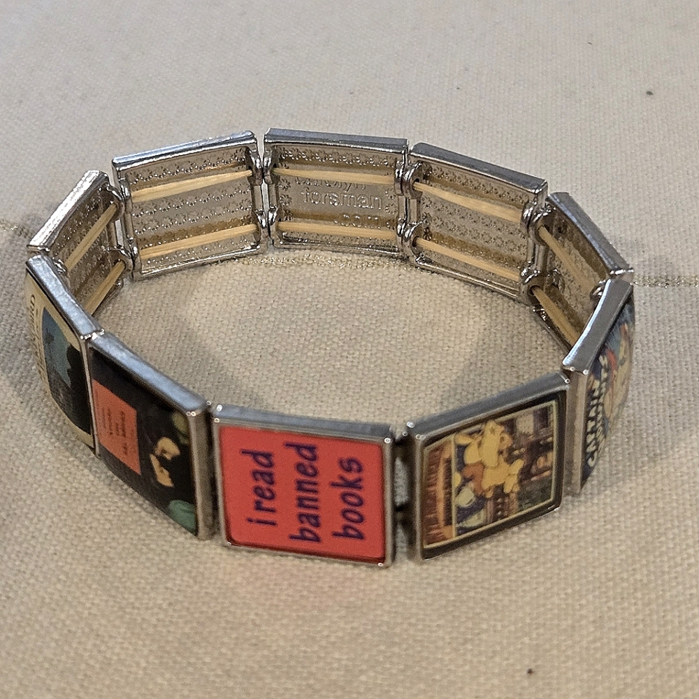 Rare Carolyn Forsman "I Read Banned Books" Bracelet